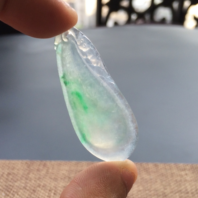 (超值推荐)冰种飘翠福瓜挂件