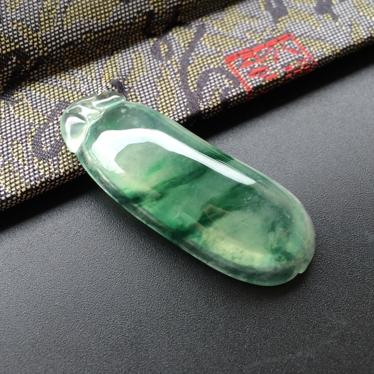 (超值推荐)冰种飘花福瓜挂件