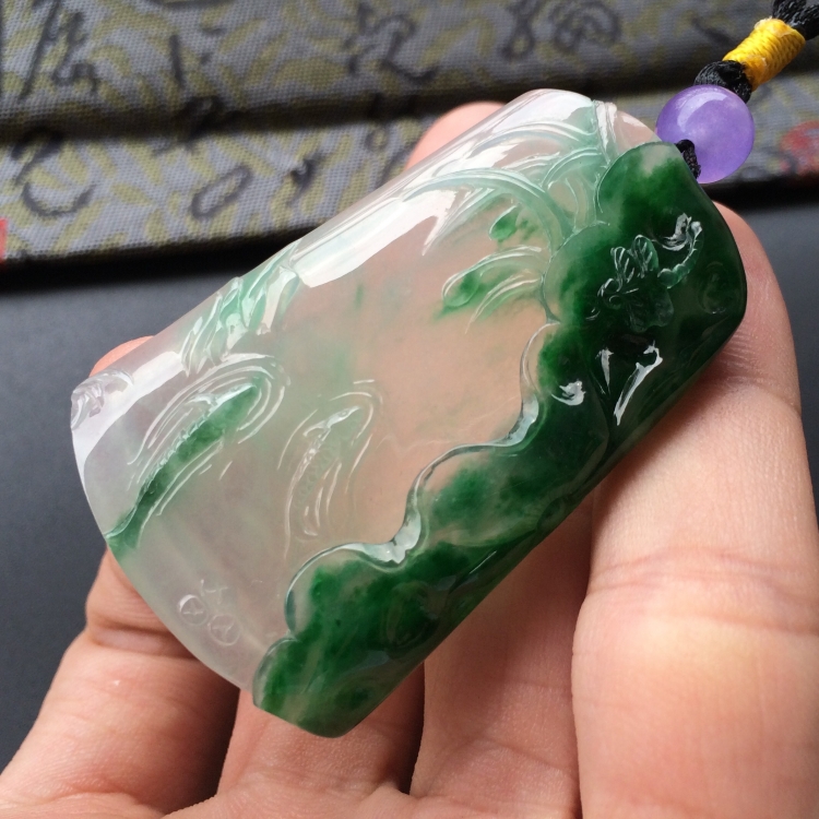 (超值推荐)冰种深绿荷塘清趣挂件
