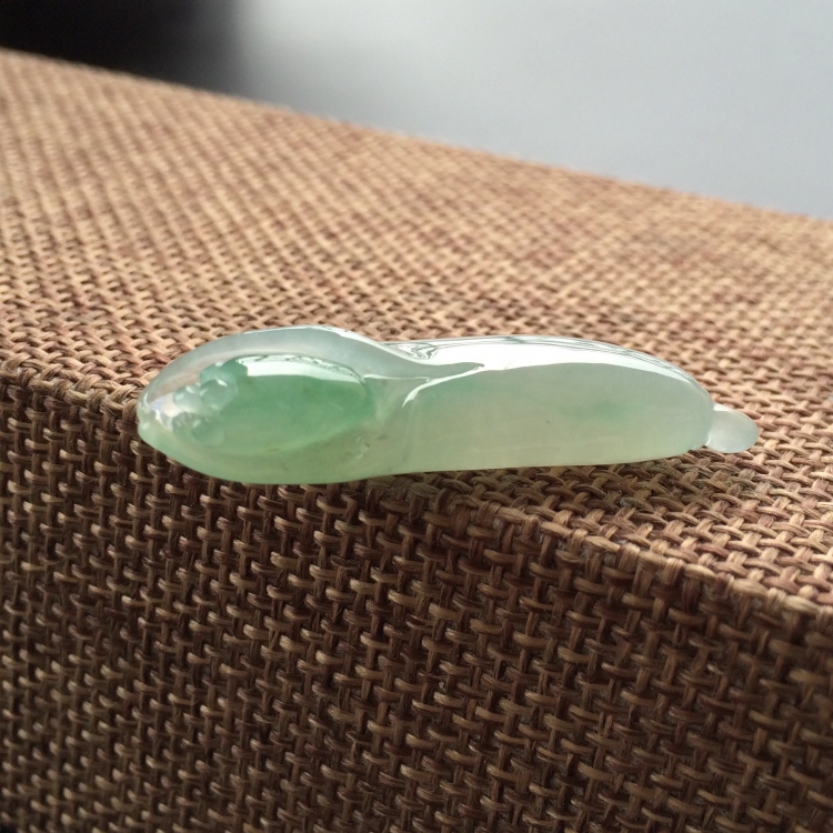 (超值推荐)糯冰种绿晴水兰花挂件