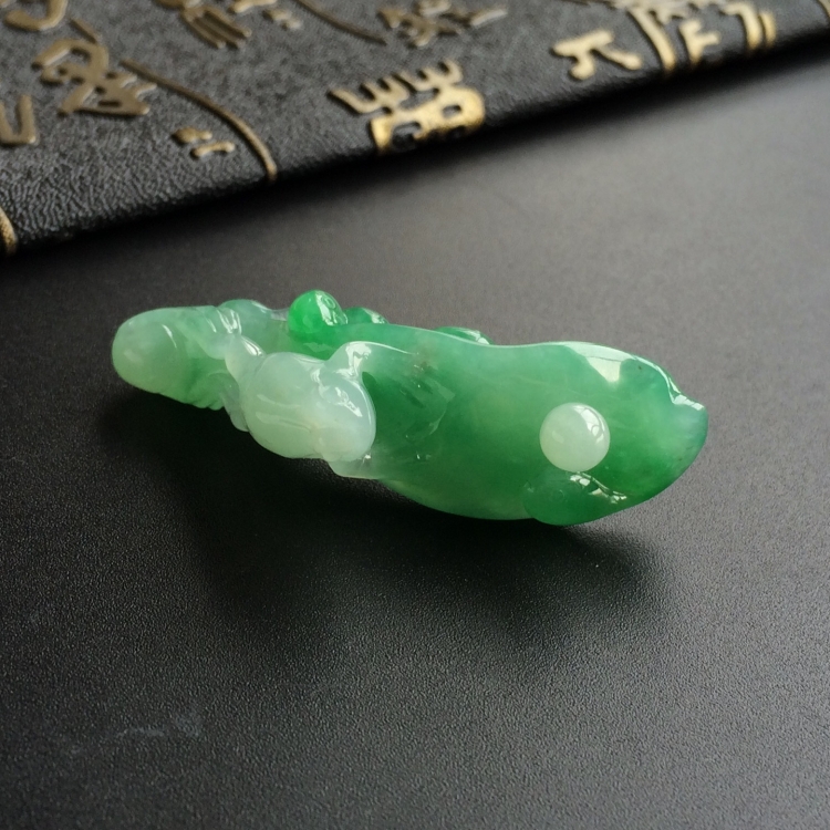 (超值推荐)糯冰种飘翠呱呱来财挂件