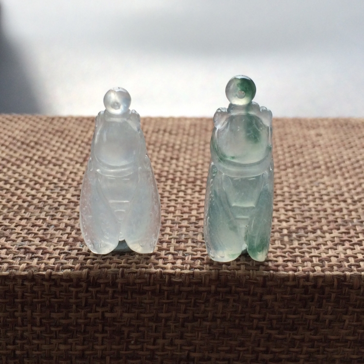 (超值推荐)冰种无色/飘花一鸣惊人挂件一对