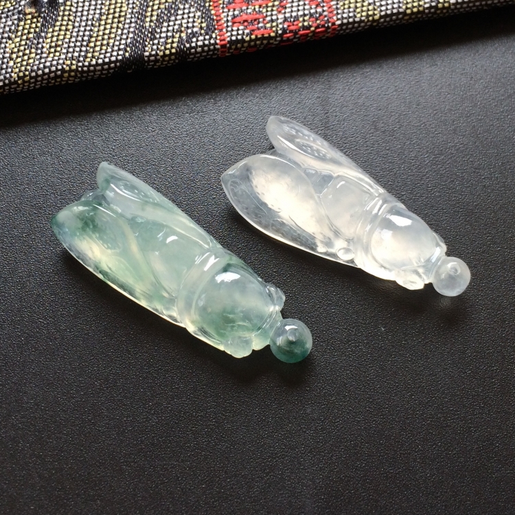 (超值推荐)冰种无色/飘花一鸣惊人挂件一对