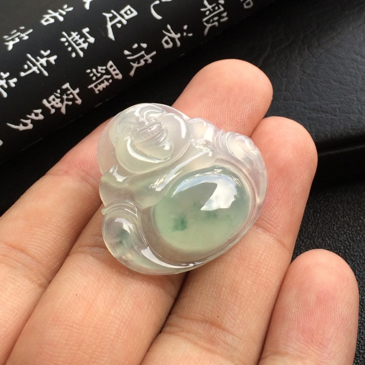 （超值推荐）冰种略飘花玉佛挂件