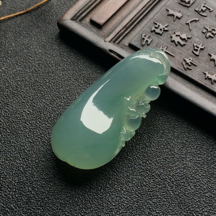 （超值推荐）冰种晴水福瓜挂件