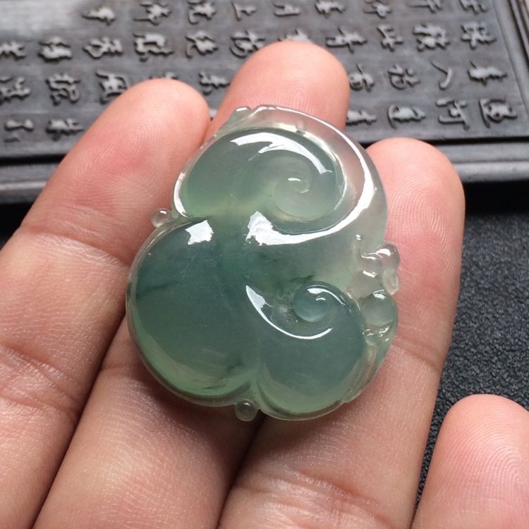 （超值推荐）冰种晴水略飘花如意挂件