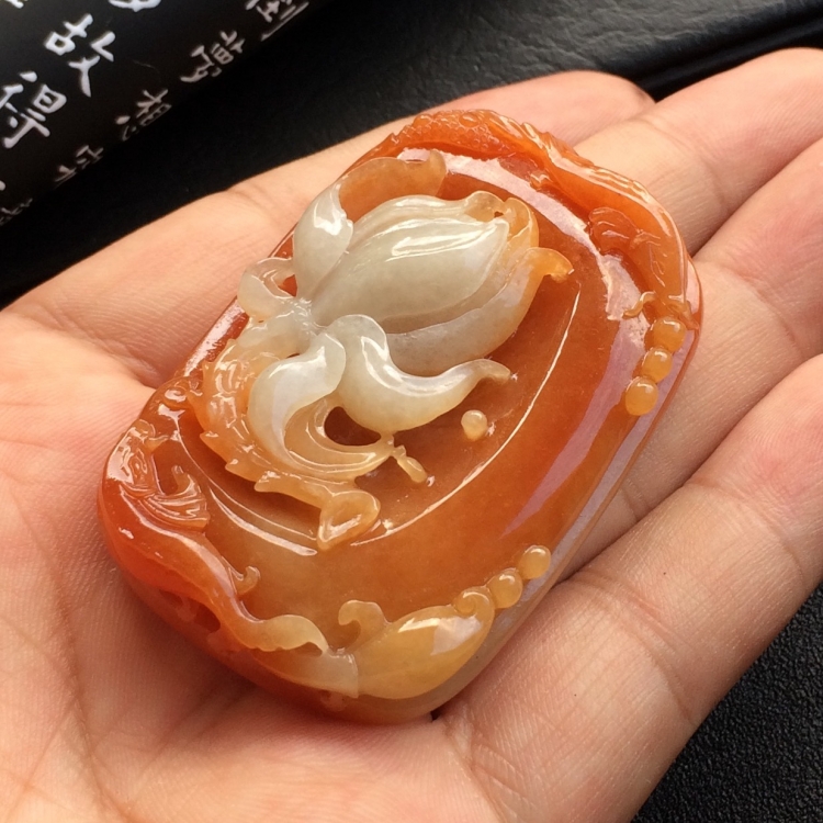 （超值推荐）糯冰种红黄翡年年有余挂件
