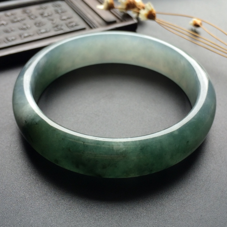 （超值推荐）糯冰种晴水手镯（54mm）