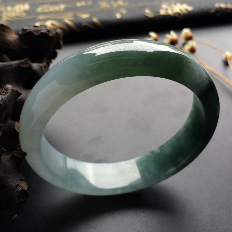 （超值推荐）糯冰种晴水手镯（54mm）