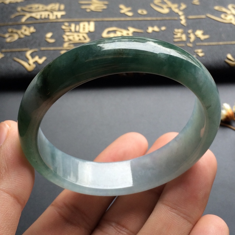 （超值推荐）糯冰种晴水手镯（54mm）