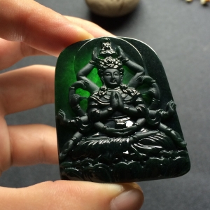 （超值推荐）冰种墨翠千手观音挂件