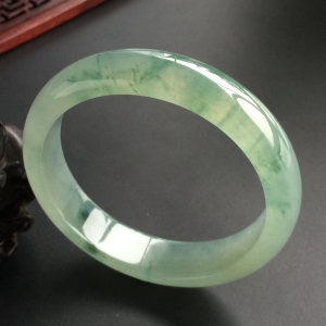 (超值推荐)冰种飘花手镯(54.7mm)