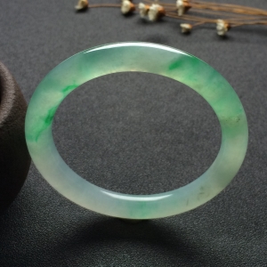 （超值推荐）冰种飘翠圆条手镯（53.3mm）