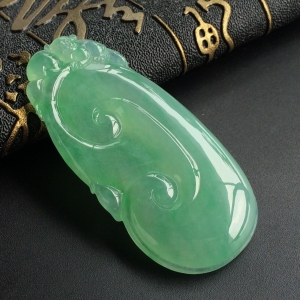(超值推荐)冰种飘翠如意挂件