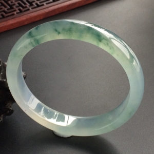 (超值推荐)冰种飘花手镯(57.7mm)