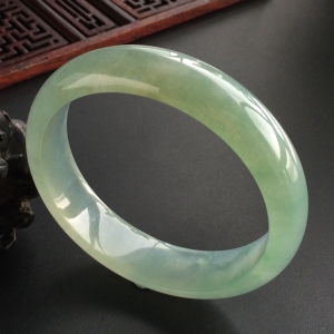 (超值推荐)冰种晴水手镯(57.5mm)