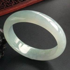 (超值推荐)糯冰种晴水手镯(58.7mm)