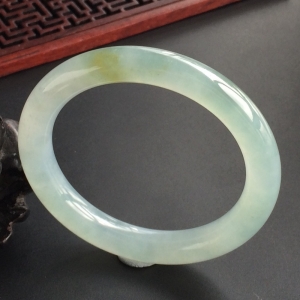 (超值推荐)冰种晴水略带黄翡圆条手镯(52.8mm)
