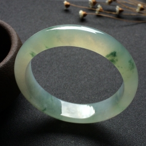 （超值推荐）冰种飘花手镯（56mm）