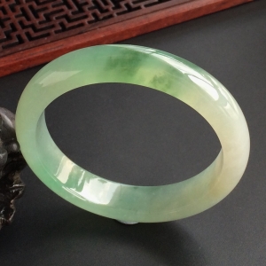 (超值推荐)冰种飘花手镯(53.6mm)
