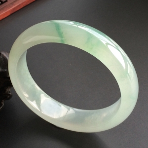 (超值推荐)冰种飘花手镯(57.4mm)