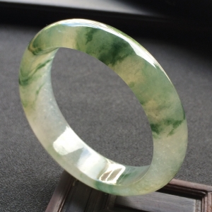 （超值推荐）冰种飘花贵妃镯（54.4mm-47.4mm）
