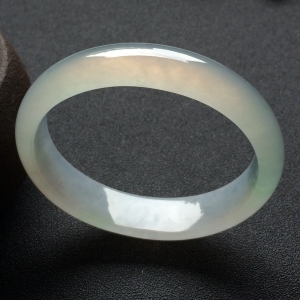 （超值推荐）冰种淡晴水贵妃镯（54mm-46.7mm）