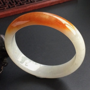 (超值推荐)糯冰种红黄翡手镯(54.5mm)