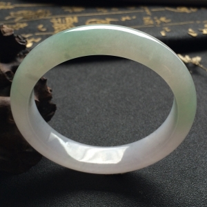 （超值推荐）糯冰种晴水手镯（56.8mm）
