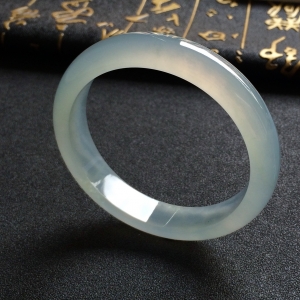 （超值推荐）冰种晴水手镯（56mm）