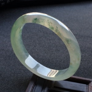 （超值推荐）冰种飘花贵妃镯（56.2mm-50.2mm）