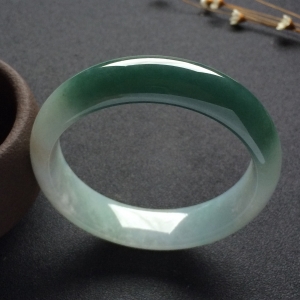 （超值推荐）糯冰种晴水手镯（59mm）