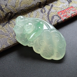 (超值推荐)冰种飘翠莲蓬挂件