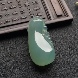 （超值推荐）冰种晴水福瓜挂件