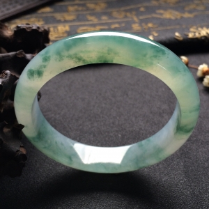 （超值推荐）冰种飘花手镯（56.3mm）