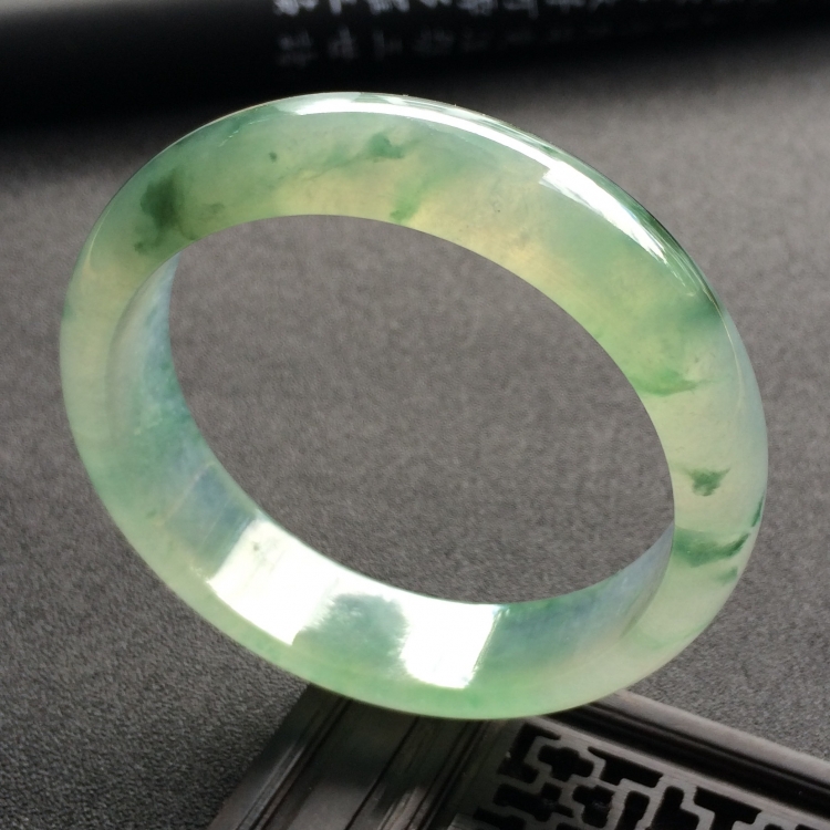 （超值推荐）冰种飘花手镯（59mm）