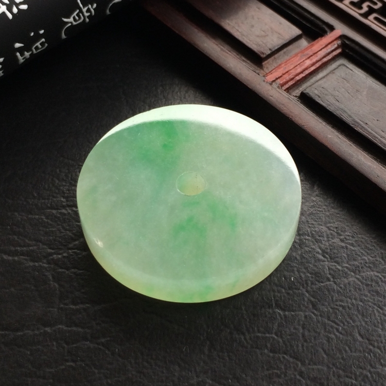 （超值推荐）糯冰种飘翠平安扣挂件