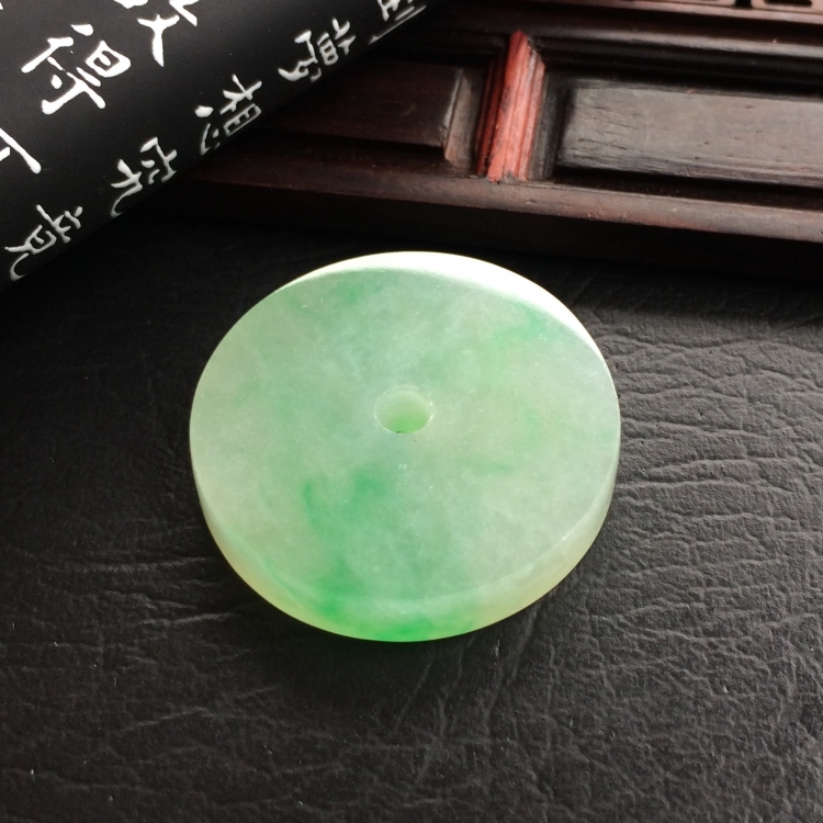 （超值推荐）糯冰种飘翠平安扣挂件