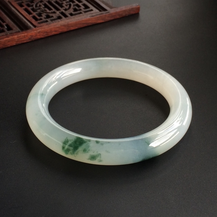 (超值推荐)冰种飘花圆条手镯(55.5mm)