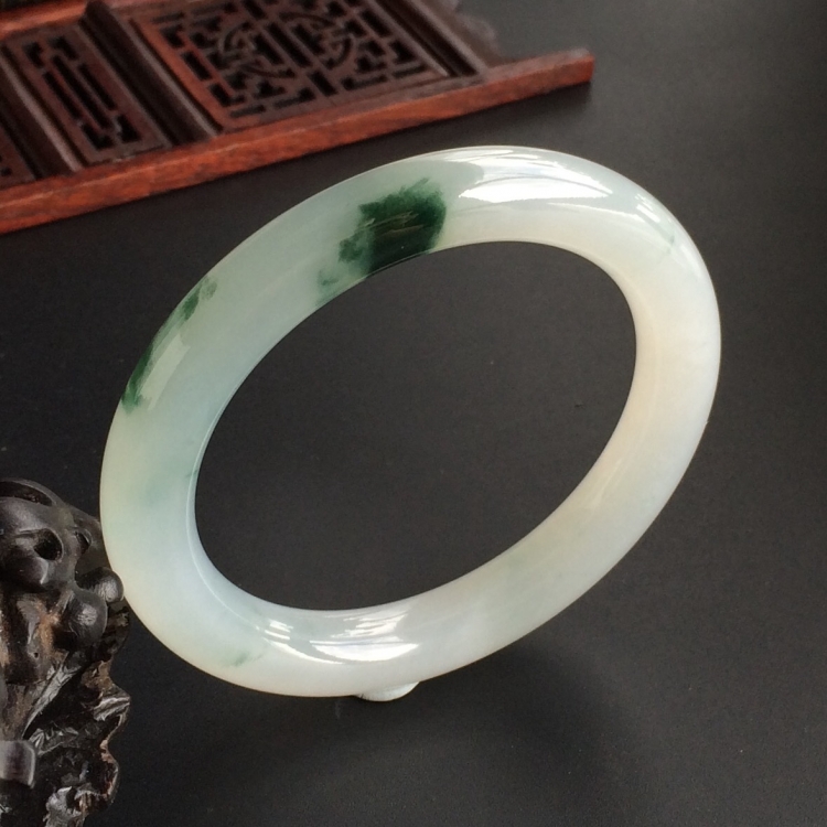 (超值推荐)冰种飘花圆条手镯(55.5mm)