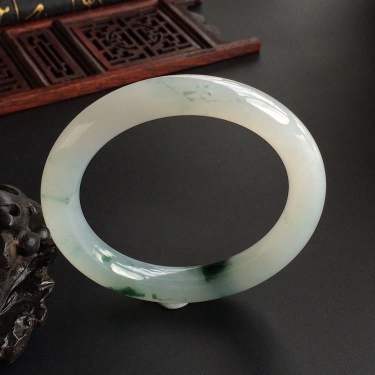 (超值推荐)冰种飘花圆条手镯(55.5mm)