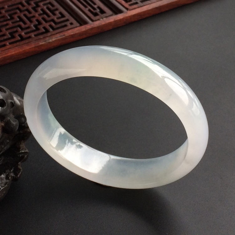 (超值推荐)冰种晴水贵妃镯(58.3mm-51.5mm)