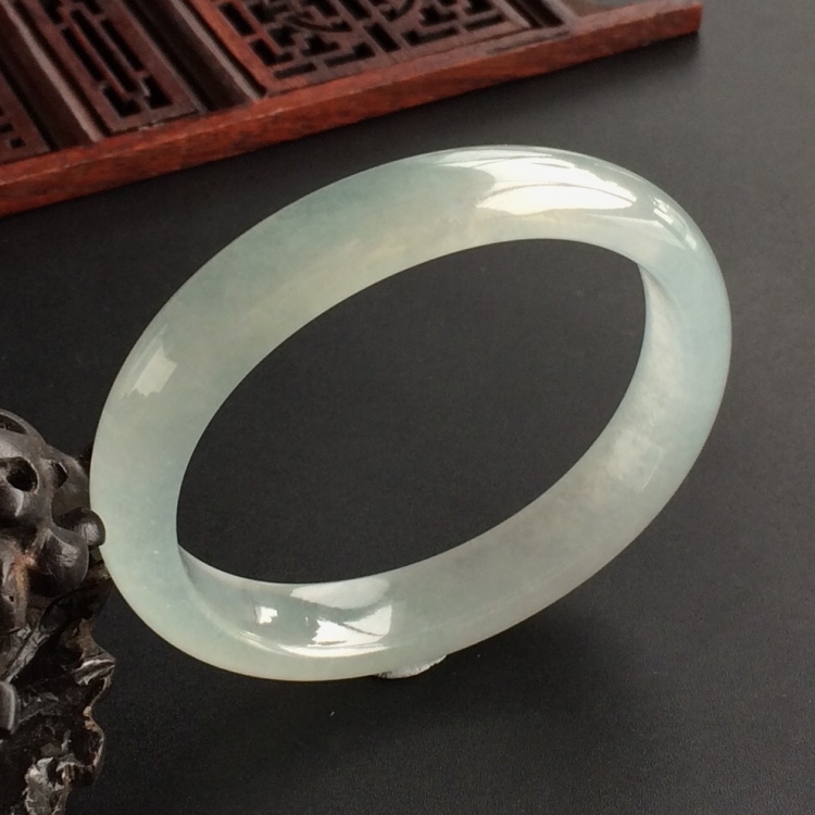 (超值推荐)冰种晴水贵妃镯(55.7mm-47.5mm)