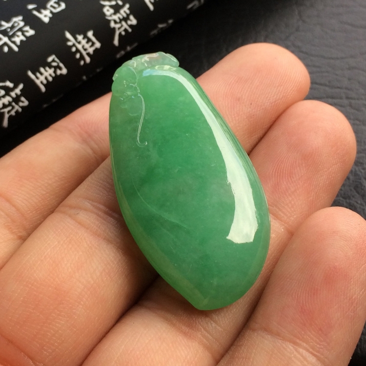 （超值推荐）糯冰种豆色福瓜挂件