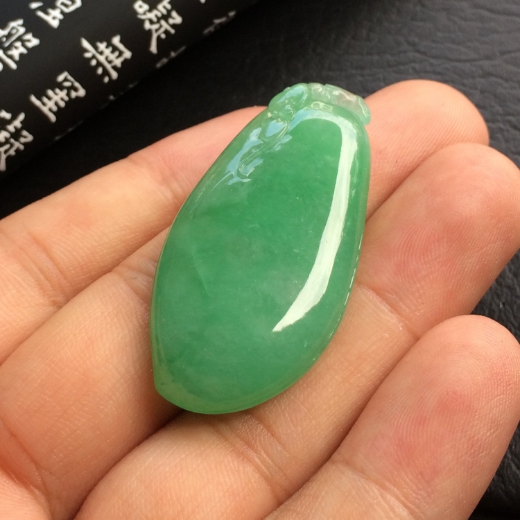 （超值推荐）糯冰种豆色福瓜挂件
