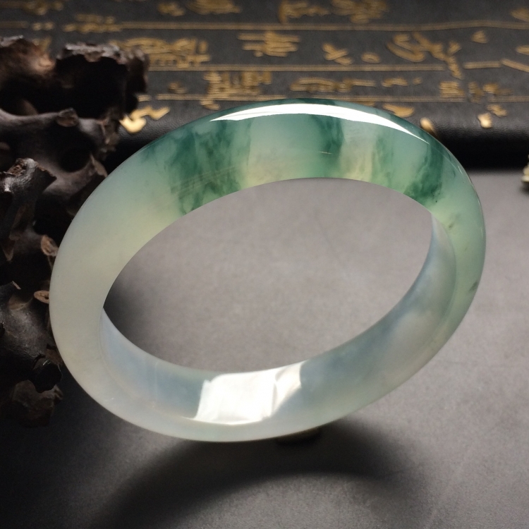（超值推荐）冰种飘花手镯（55.4mm）