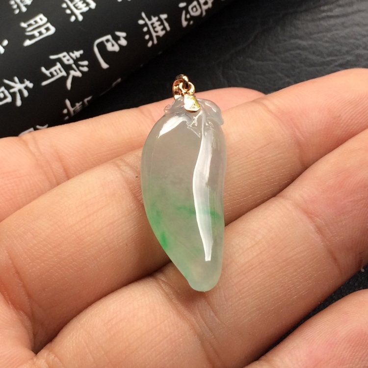 （超值推荐）冰种飘翠福瓜挂件