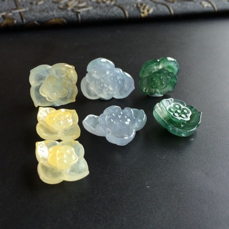 (超值推荐)冰种三彩荷花挂件/手链面