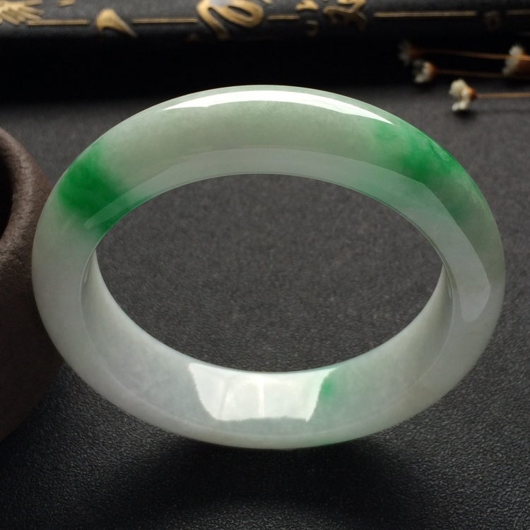 （超值推荐）糯冰种飘翠手镯（58mm）