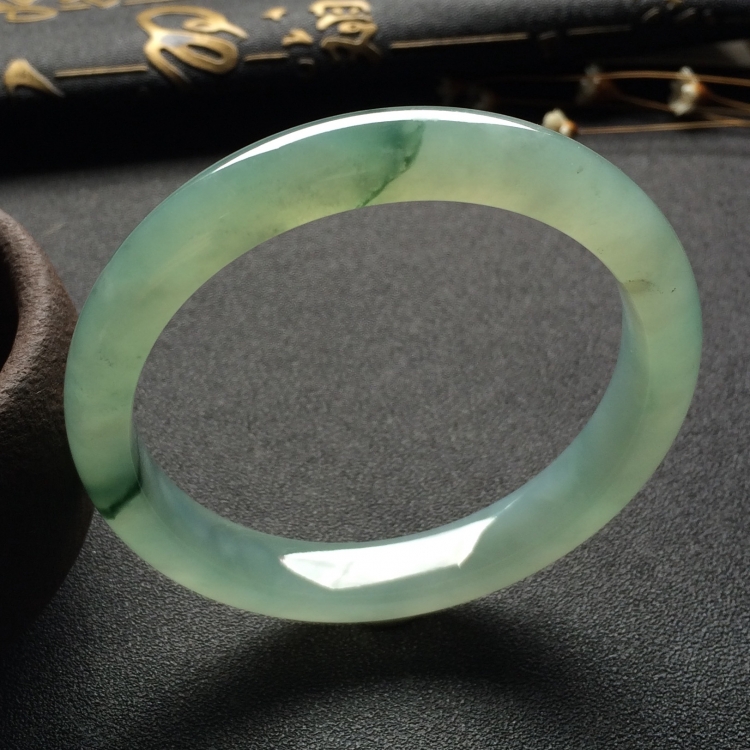 （超值推荐）冰种飘花手镯（58.1mm）